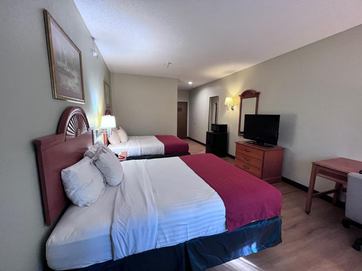 Americas Best Value Inn 위긴스 외부 사진