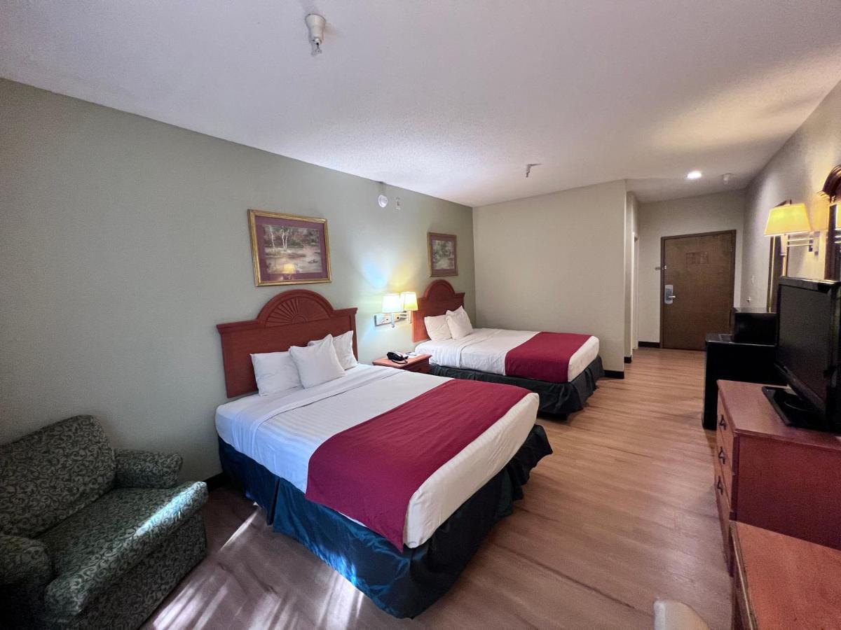 Americas Best Value Inn 위긴스 외부 사진